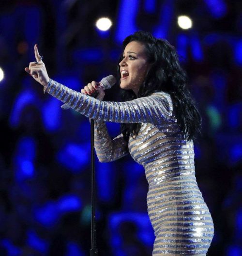 Katy Perry Performs at Democratic National Convention in Philadelphia 8