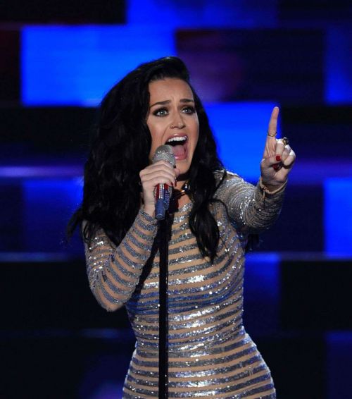 Katy Perry Performs at Democratic National Convention in Philadelphia 34