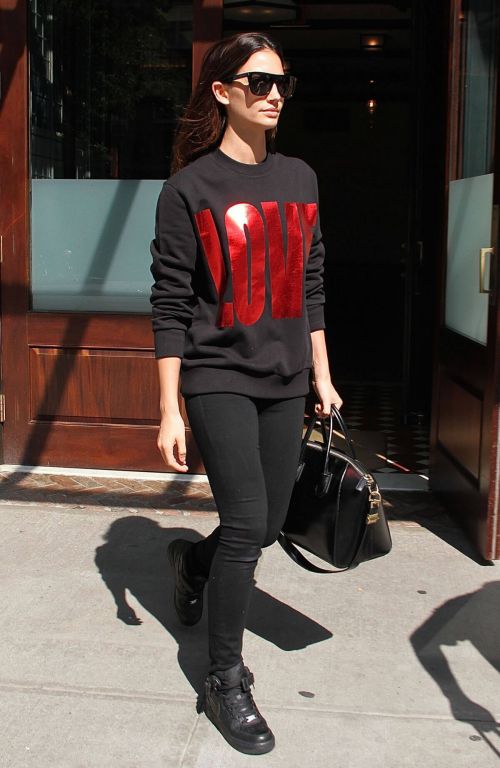 Lily Aldridge Leaves the Greenwich Hotel New York 2