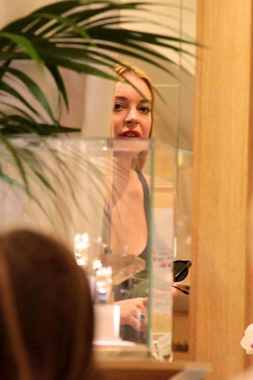 Lindsay Lohan Shopping at Fine Swiss Jewellers Chopard in Porto Cervo 12