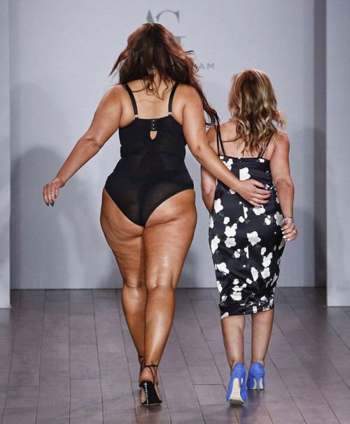 Ashley Graham Show Her Lingerie Line for Addition Elle at NYFW 1