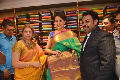 Pragya Jaiswal at Kalamandir 25 Store Launch Photos 6