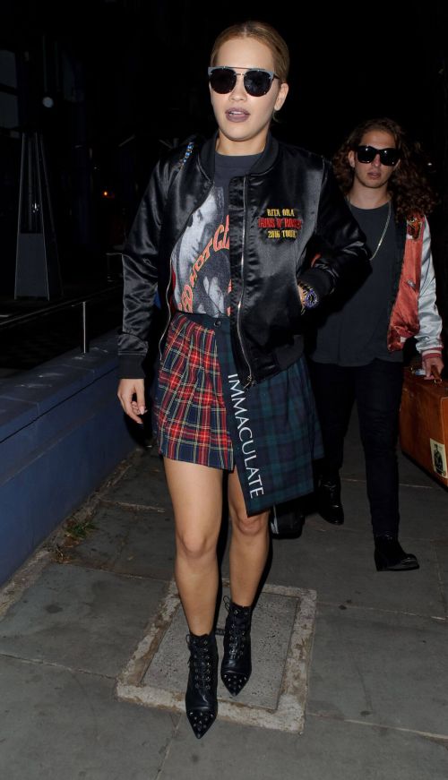 Rita Ora Leaves Grove Recording Studios in London Photos 33