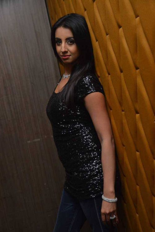 Sanjjanaa Galrani at Tollywood Thunders Franchise Launch 6