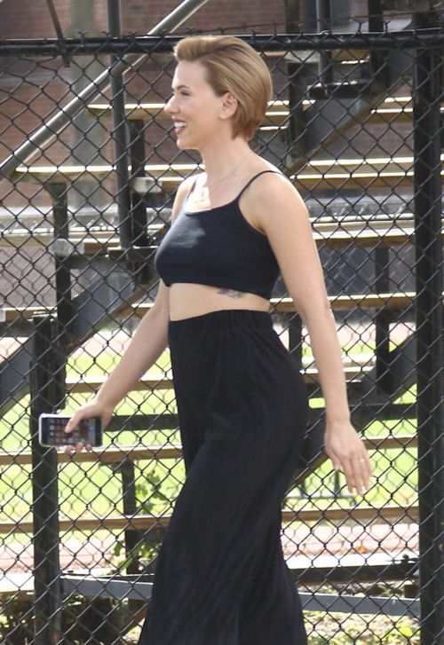 Scarlett Johansson Stills Out in New York 1