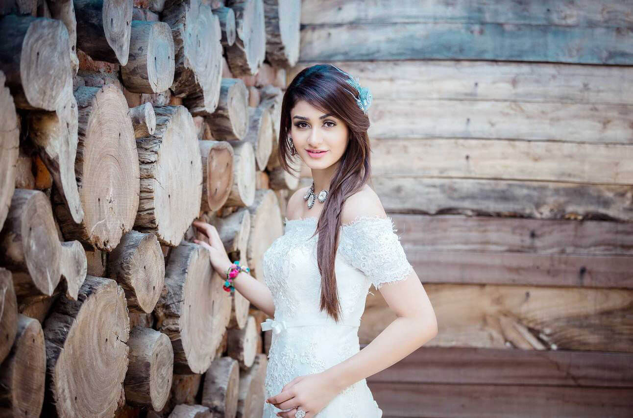 Hot and Sexy photos of Femina Miss India 2015 Aditi Arya