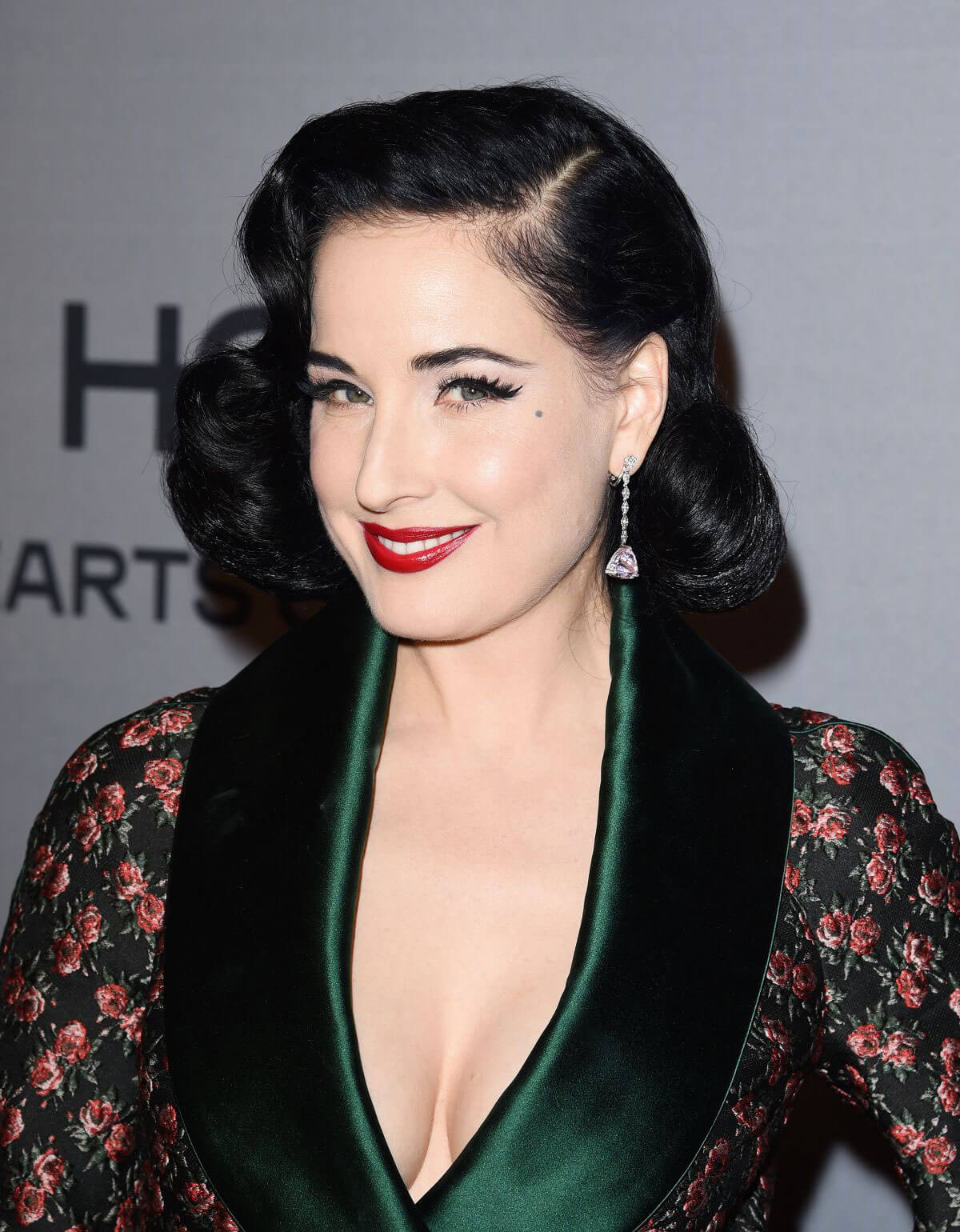 Dita Von Teese Stills Images at 2nd Annual Instyle Awards in Los Angeles