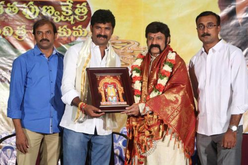 Balakrishna Gautamiputra Satakarni Fans Meet Photos 2