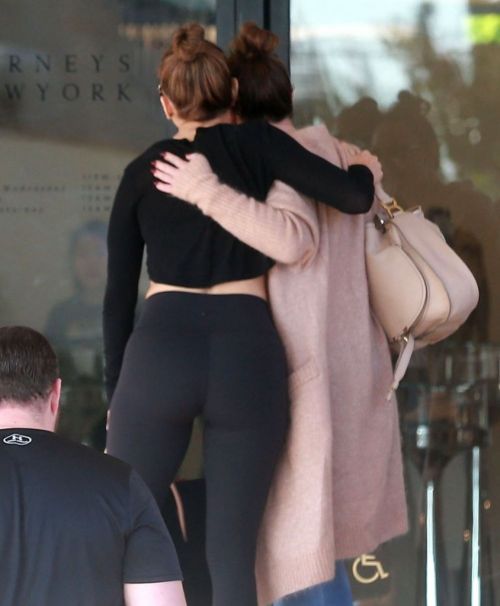 Jennifer Lopez Out Shopping in Beverly Hills Photos 1