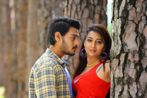 Ram Karthik Iddari Madhya 18 Telugu Movie Photos 5