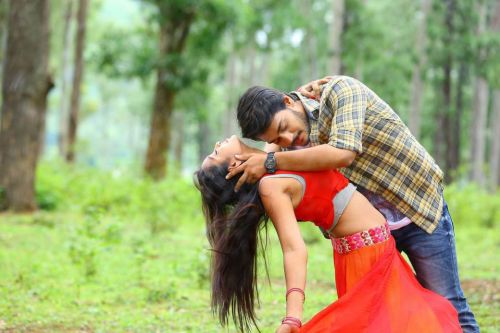 Ram Karthik Iddari Madhya 18 Telugu Movie Photos 6