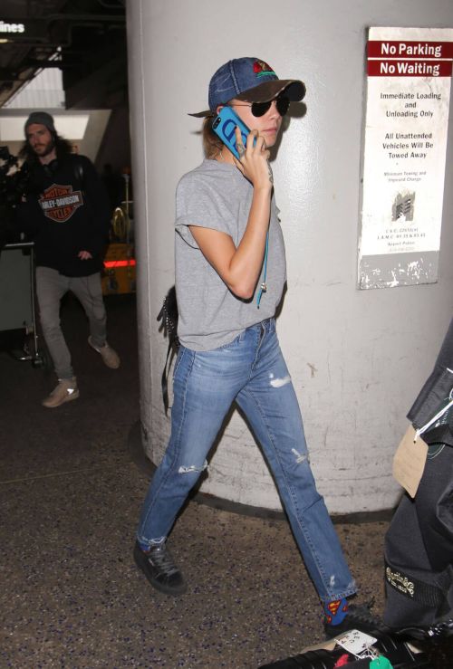 Cara Delevingne Stills at Los Angeles International Airport 4