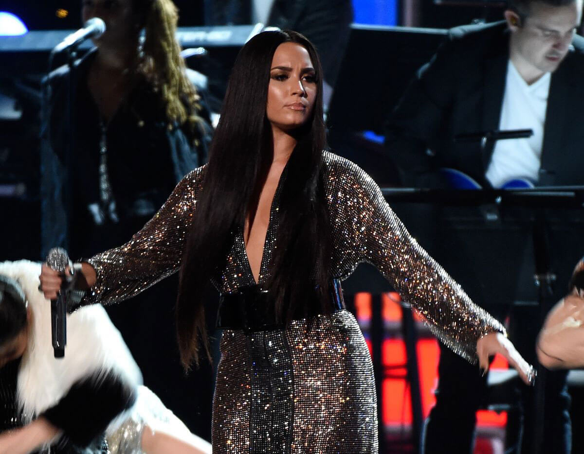 Demi Lovato Performs in a Tribute to Bee Gees at 2017 Grammy Awards in Los Angeles