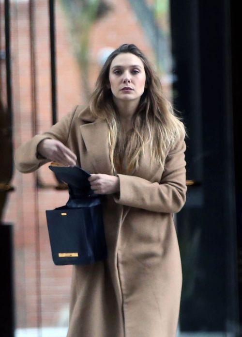 Elizabeth Olsen Stills Out and About in Los Angeles 6