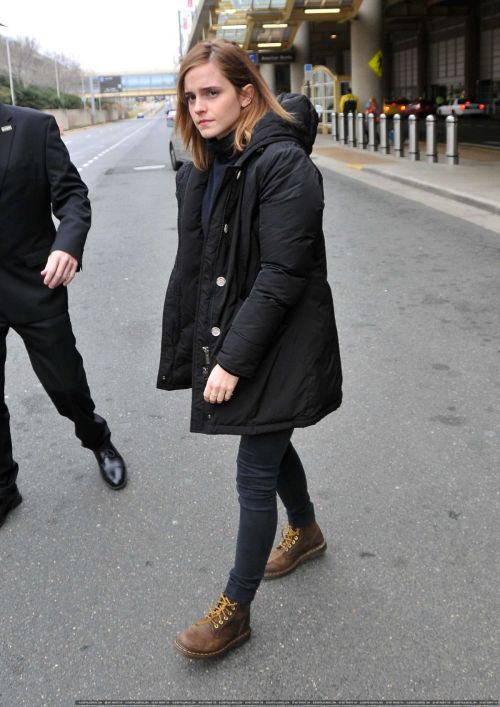 Emma Watson Arrives in Washington 2