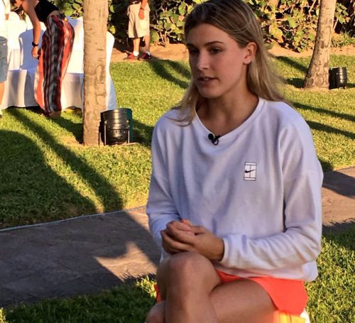 Eugenie Bouchard Stills on the Set of a Photoshoot at a Beach in Acapulco 10