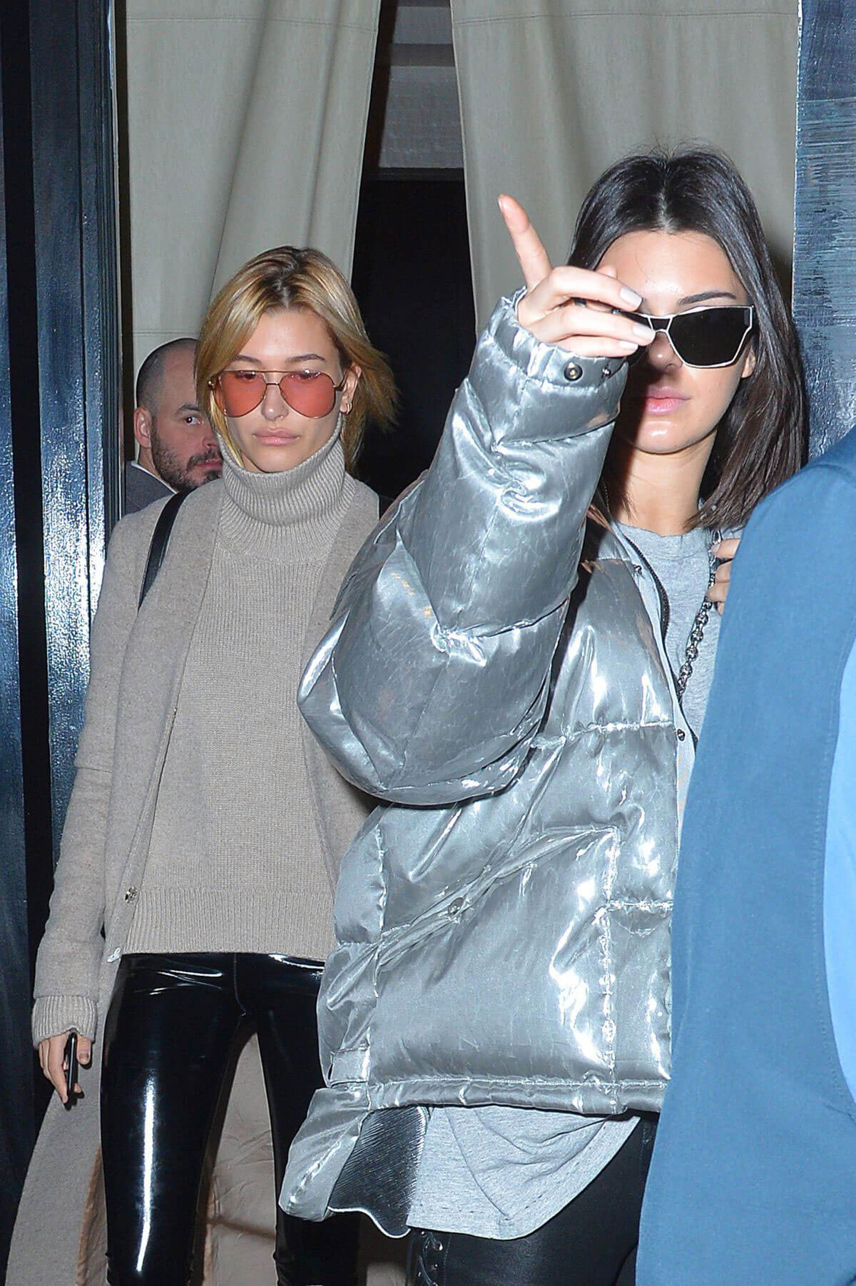 Hailey Baldwin and Kendall Jenner Out for Lunch in New York