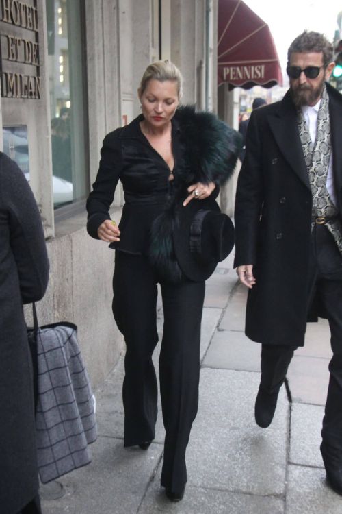 Kate Moss Stills Out and About in Milan 1