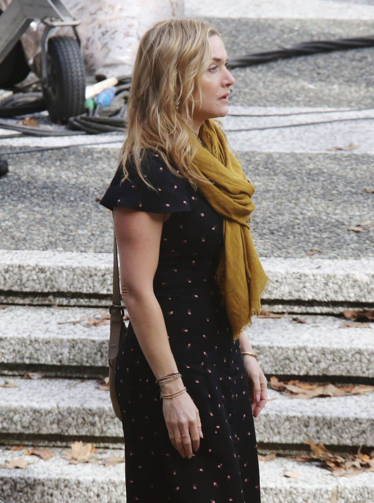 Kate Winslet Stills on the Set of "The Mountain Between Us" in Vancouver