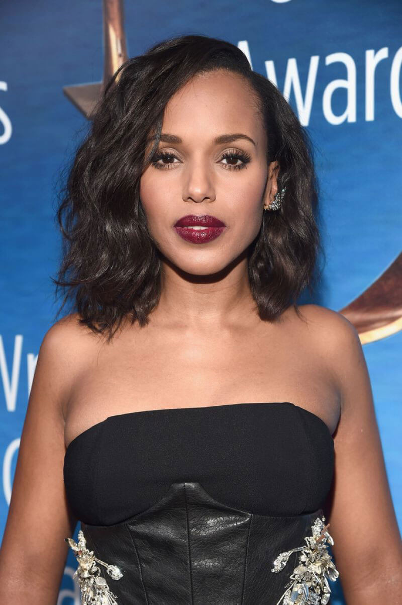 Kerry Washington Stills at 2017 Writers Guild Awards in Beverly Hills