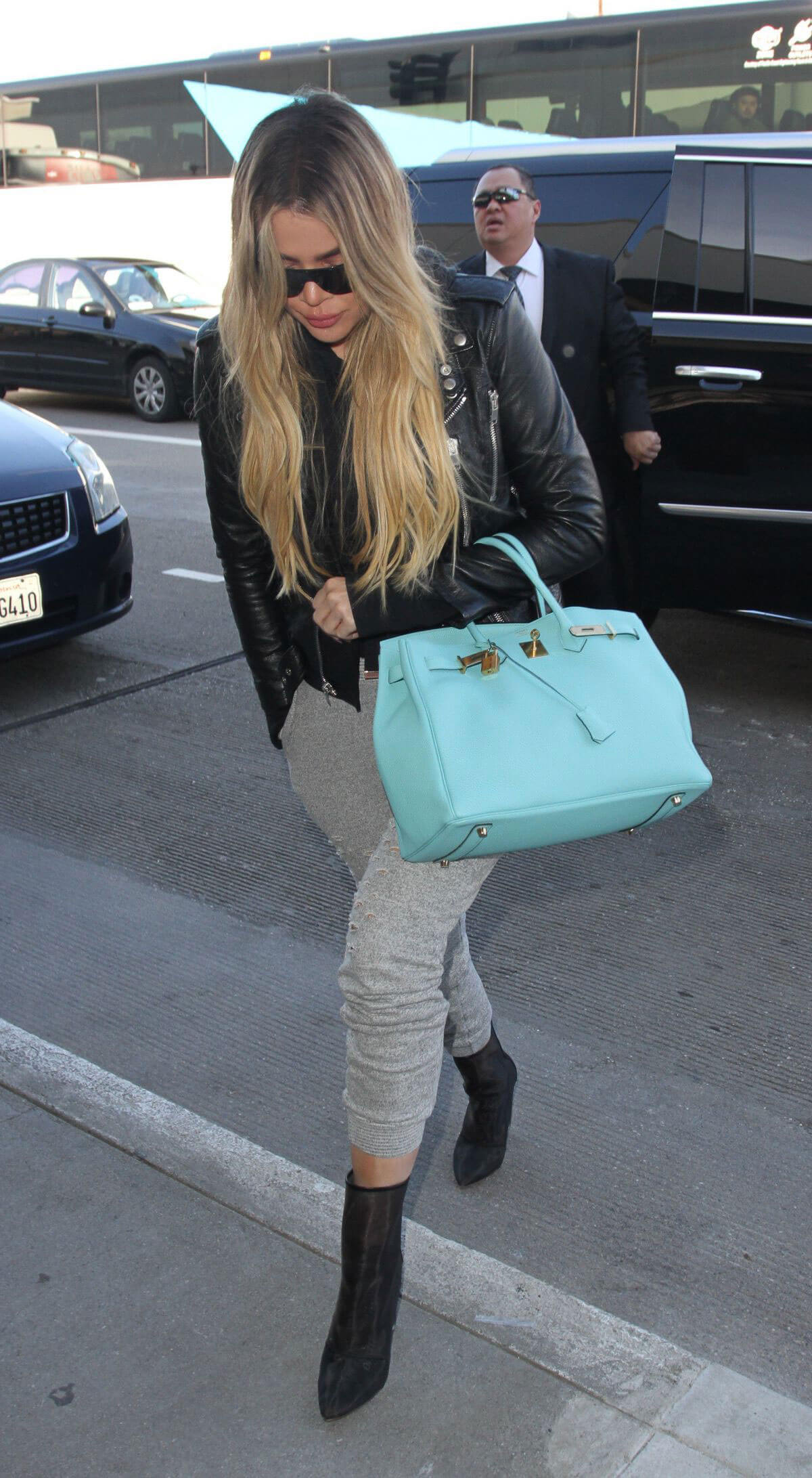 Khloe Kardashian Arrives at LAX Airport in Los Angeles