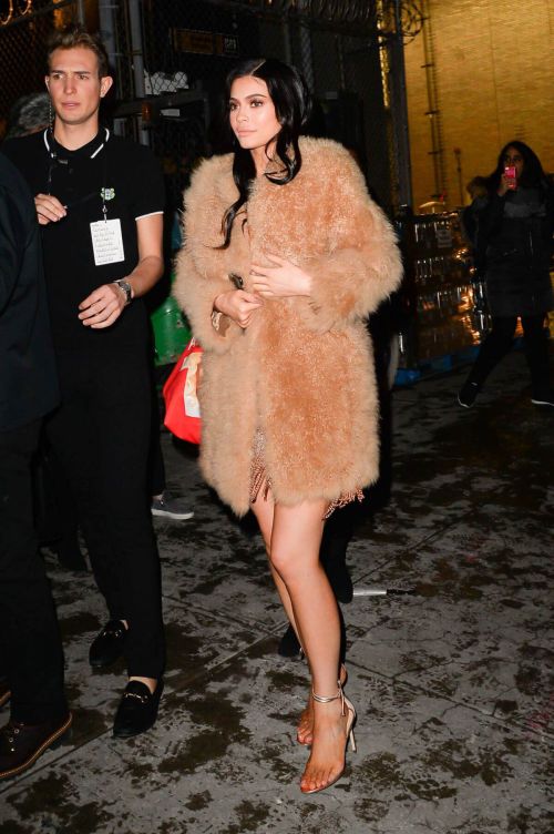 Kylie Jenner Stills Leaves Jeremy Scott Fashion Show 11