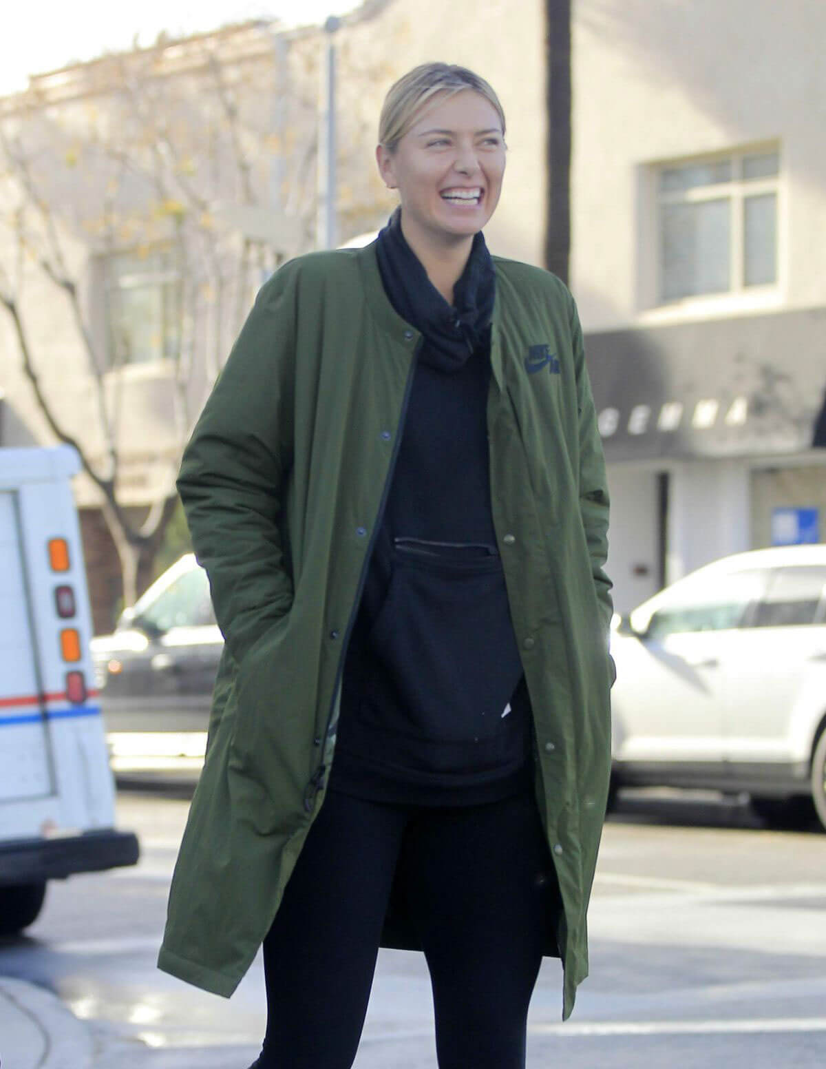 Maria Sharapova Out Shopping in Beverly Hills