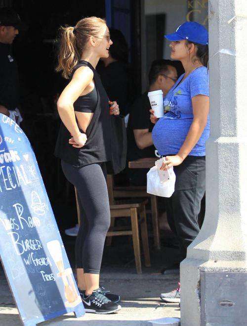 Minka Kelly Stills Leaves a Gym in West Hollywood 9