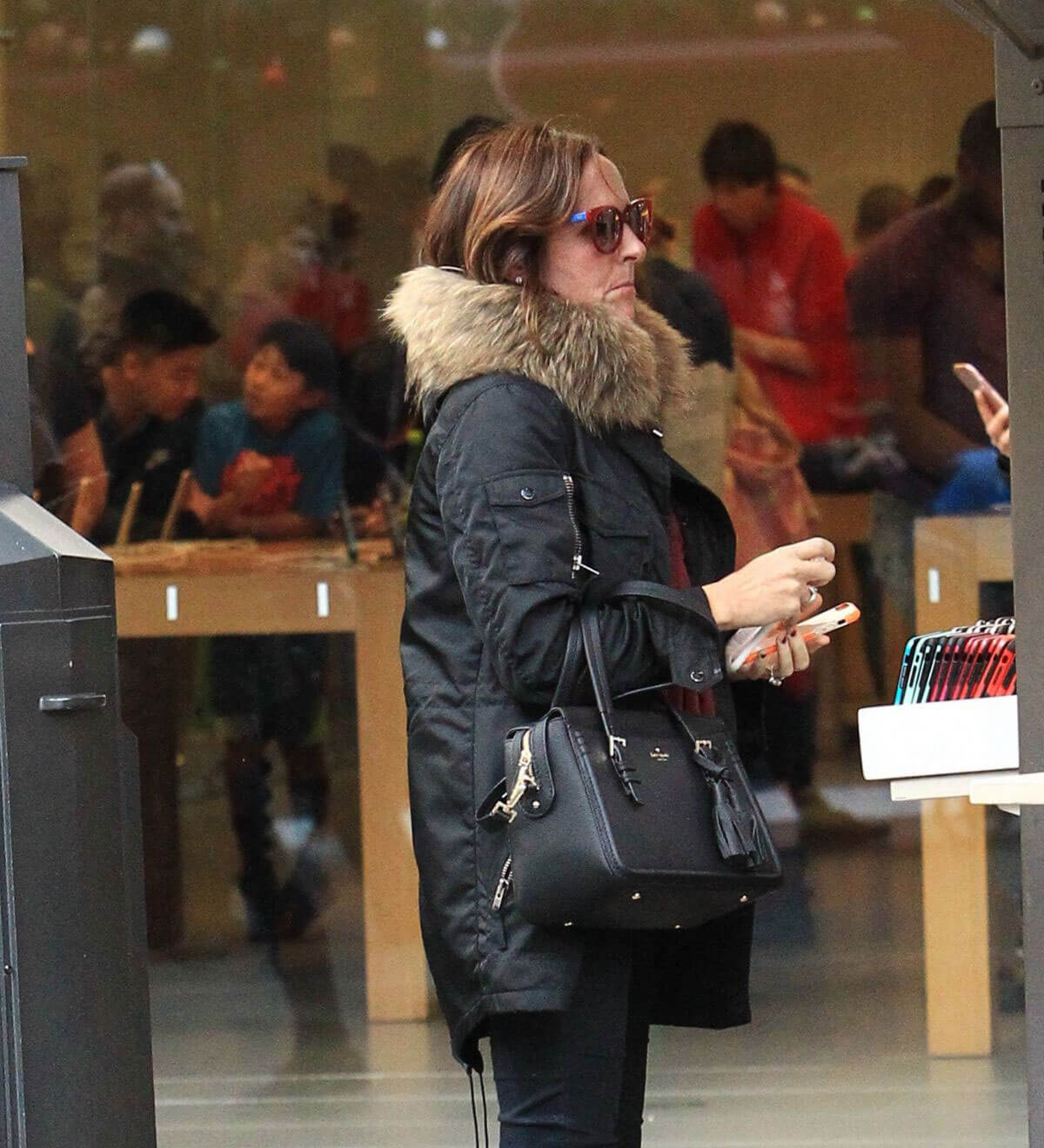 Molly Shannon Out For Shopping in Los Angeles