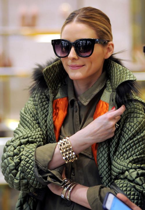 Olivia Palermo Stills Out Shopping in Milan 1