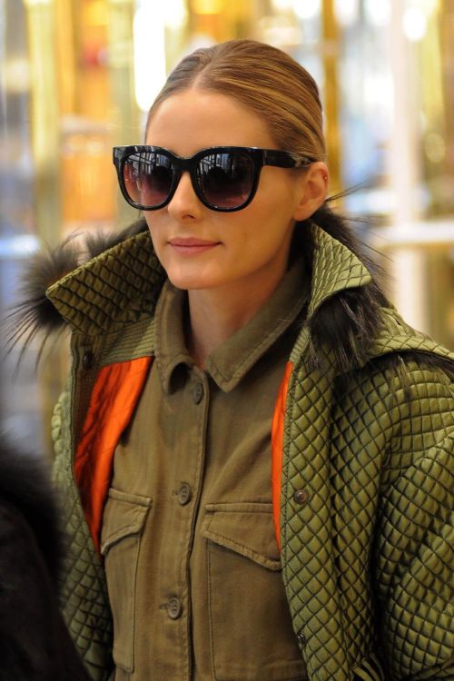 Olivia Palermo Stills Out Shopping in Milan 5