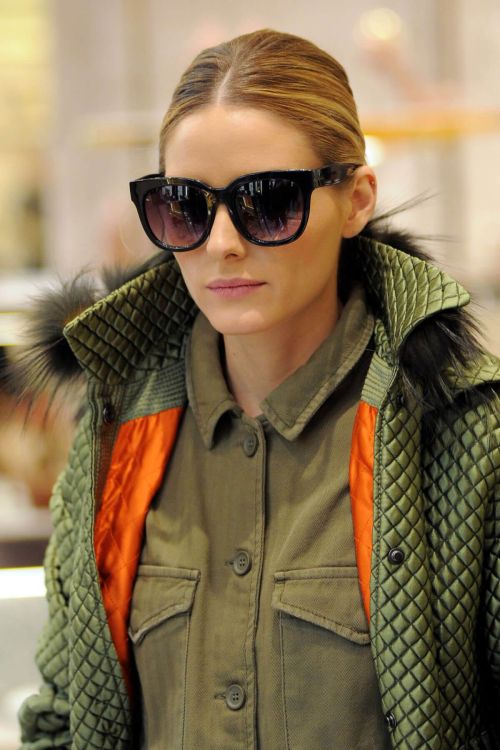 Olivia Palermo Stills Out Shopping in Milan 6