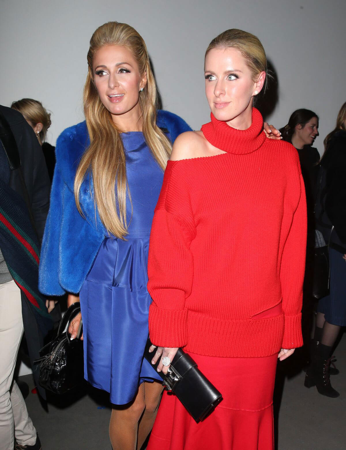 Paris Hilton and Nicky Hilton at Oscar De La Renta Fashion Show in New York