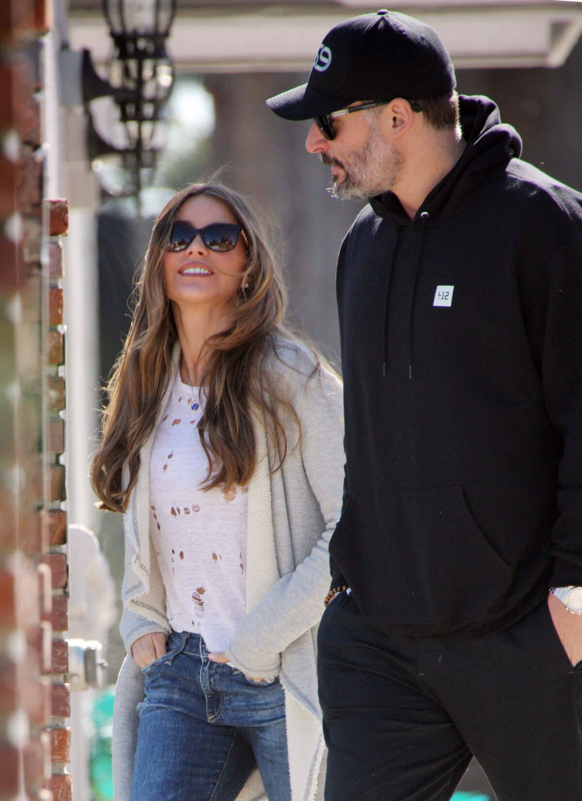 Sofia Vergara and Joe Manganiello Out for for Llunch in Los Angeles