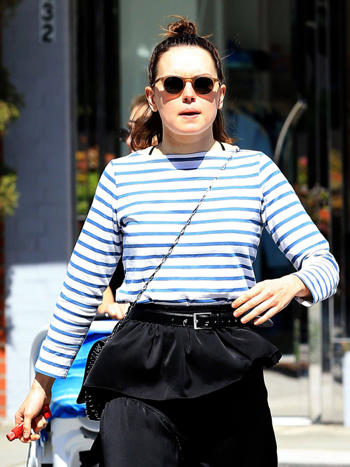 Daisy Ridley Stills Out for Lunch at La Scala in Beverly Hills