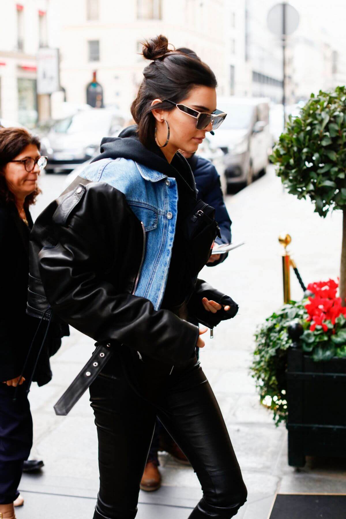 Kendall Jenner Stills at a Office in Paris