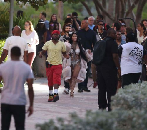 Nicki Minaj Stills on the Set of a Music Video in Miami Beach 5