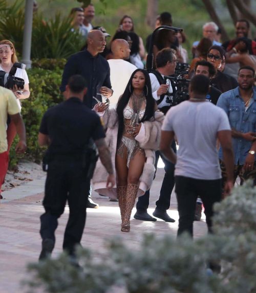 Nicki Minaj Stills on the Set of a Music Video in Miami Beach 7