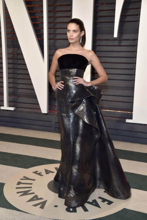 Sara Sampaio Stills at 2017 Vanity Fair Oscar Party in Beverly Hills 3