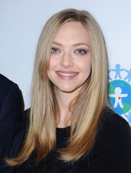 Amanda Seyfried Stills at World of Children Hero Award in Beverly Hills