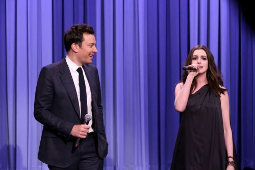 Anne Hathaway Stills at Tonight Show Starring Jimmy Fallon 8