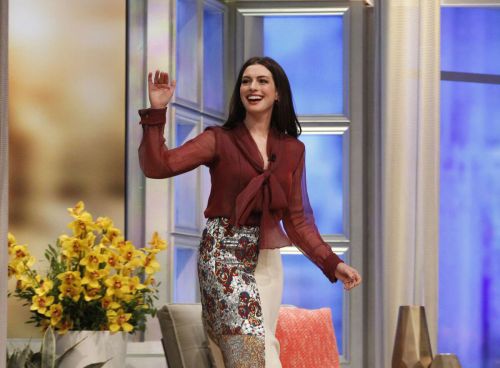 Anne Hathaway at The View Images 1