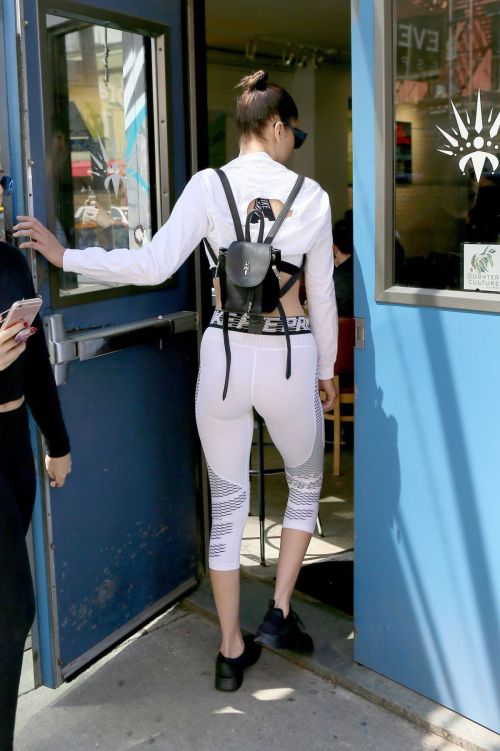 Bella Hadid Stills Working Out at Gotham Gym in New York 1