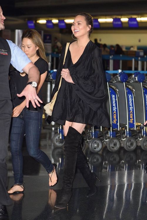 Chrissy Teigen Stills at JFK Airport in Los Angeles 3