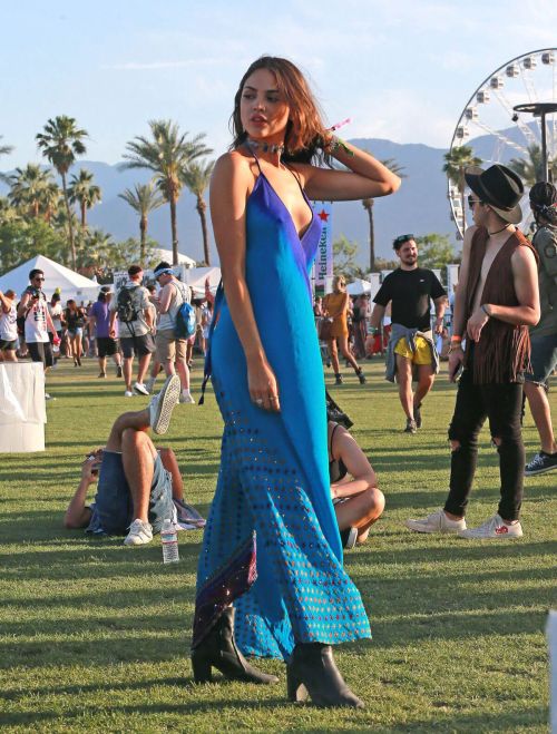 Eiza Gonz??lez Stills at Coachella 2017 in Indio