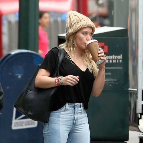 Hilary Duff Stills on the Set of Younger in New York 1