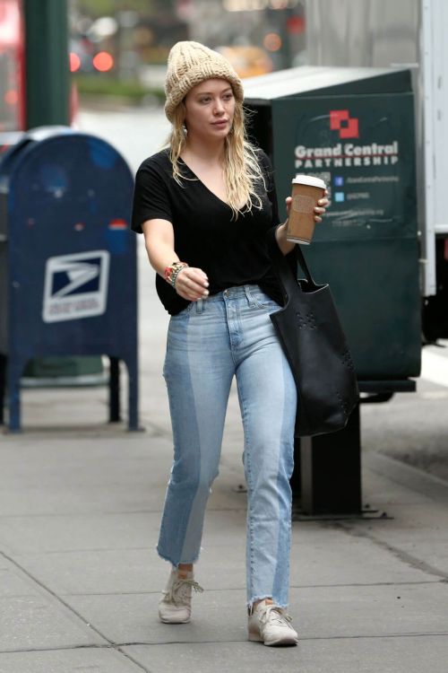 Hilary Duff Stills on the Set of Younger in New York 9