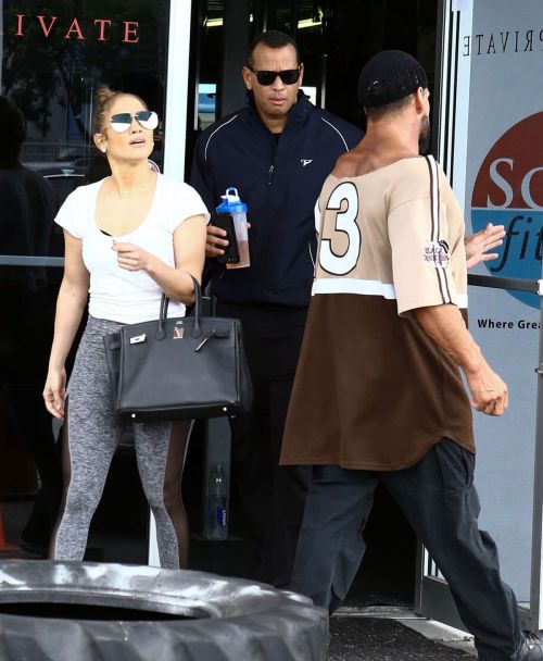 Jennifer Lopez and Alex Rodriguez Leaves a Gym in Miami 1