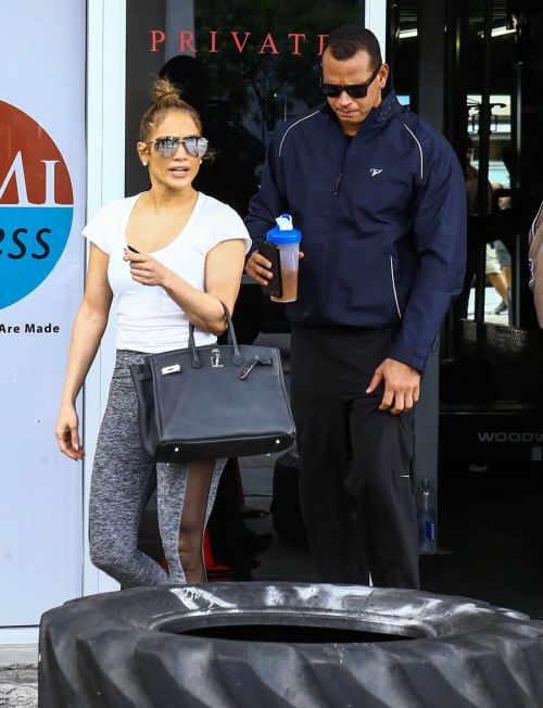 Jennifer Lopez and Alex Rodriguez Leaves a Gym in Miami 11