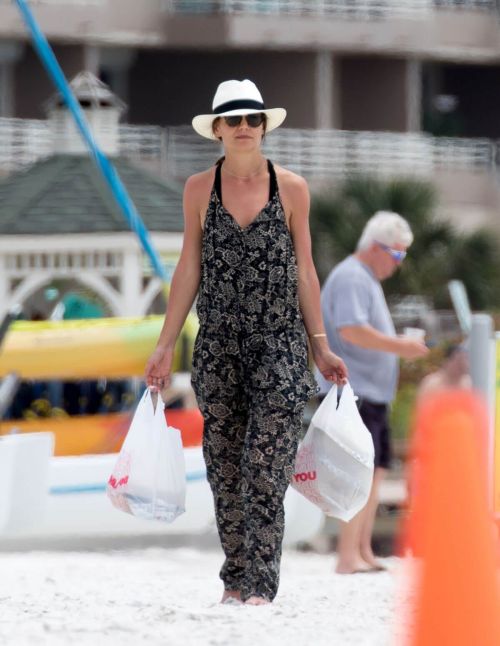 Katie Holmes Stills Out at a Beach in Miami 1